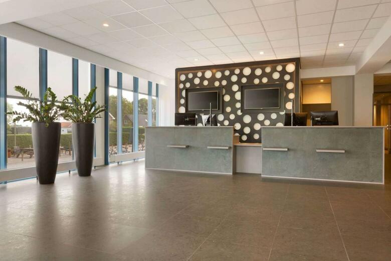 Hotel Ramada By Wyndham Amsterdam Airport Schiphol