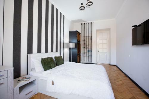 Grandcandy Self Checkin Apartments Central Yerevan