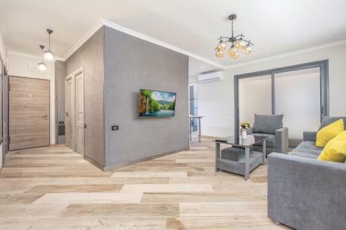 Central Yerevan 2 Bedroom Loft Apartment,near Republic Square