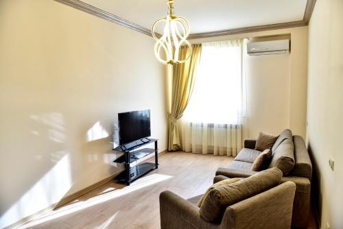 Apartment In The City Center 29