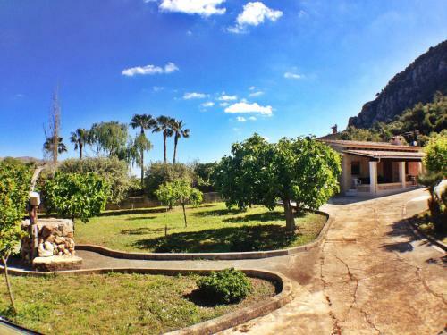 Lovely Villa 10 Minutes Walk To Pollensa Center Square