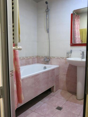 Rc Apartments M 28
