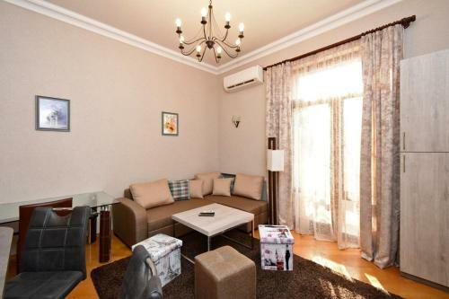 Yerevan Center Apartment By Full House