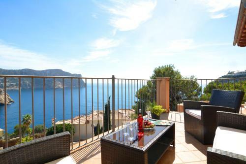 Sea Views Villa With Pool Port Andratx
