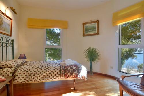 Sea Views Villa With Pool Port Andratx