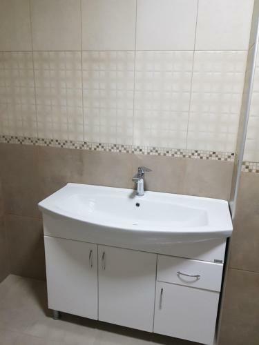 3 Room Apartment