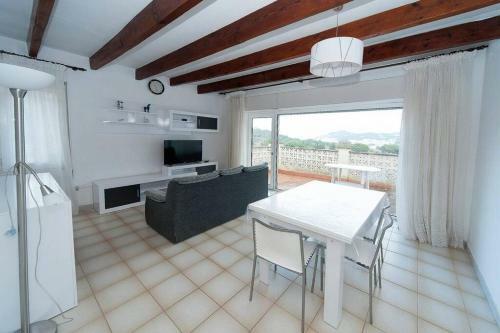 Brisa, Apartamento De Tres Habitaciones B