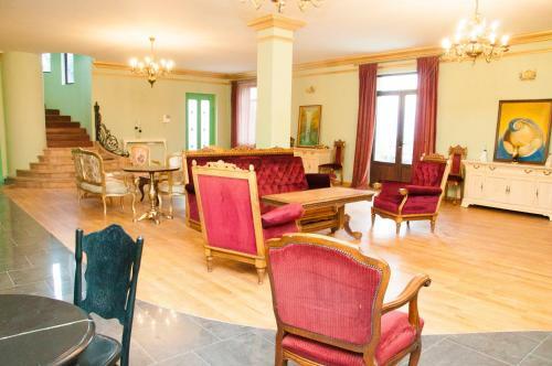 Hostal Chateau Gabriel
