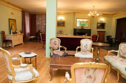 Hostal Chateau Gabriel