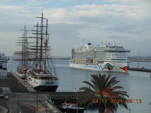 Apartamento �tico La Marina