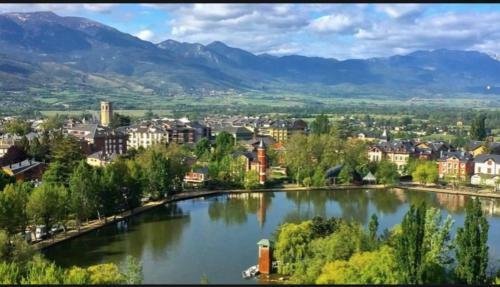 Apartamento Beautiful Mountainside Stay With Kitchen In Puigcerd�