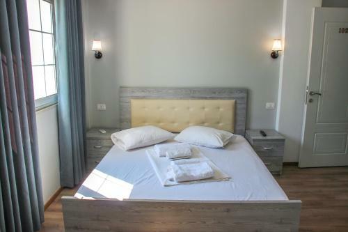 Hotel Veal