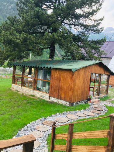 Hostal 'gurra Family' Guesthouse