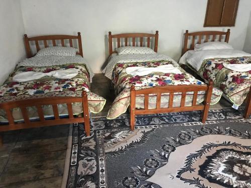 Hostal Marash Rrgalla Guesthouse