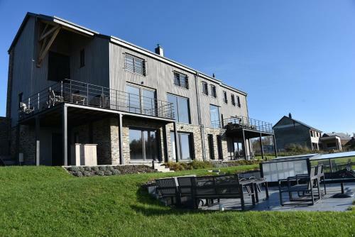 Les Semoiselles, Villa Charlotte
