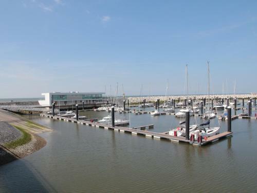 Modern Apartment On Beach In Cadzand