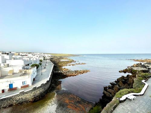 Cueva Apartment, Ocean Views, Wifi En Punta Mujeres