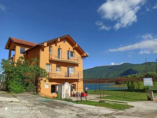Apartmani ??it