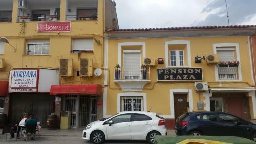 Hostal Pension Plaza