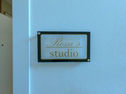 Apartamento Roza's Studio Tirana Center