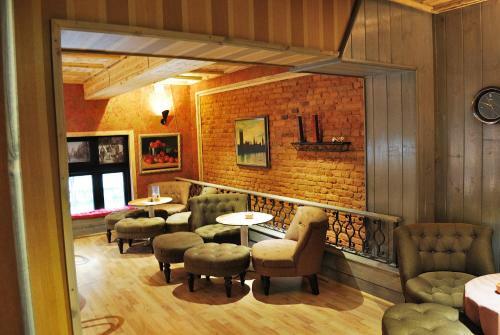 Hotel London