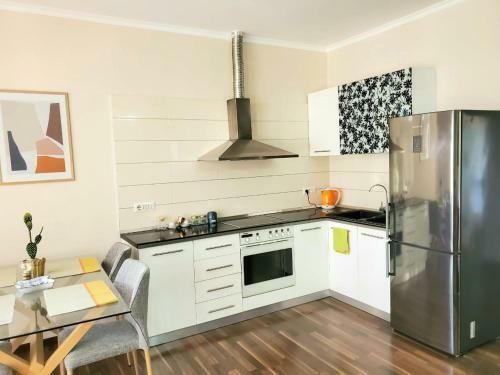 Apartamento Penthouse Komuna Parisit