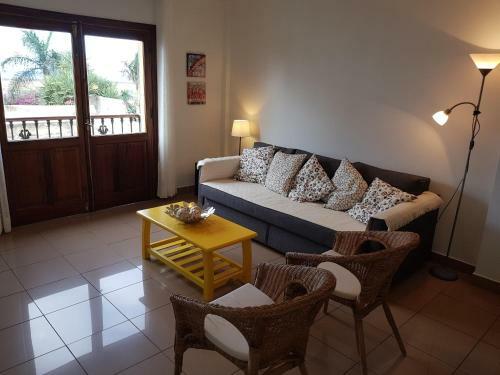 Apartamento C�ntrico, Amplio Y Con Balc�n Cerca Del Mar