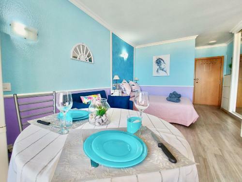 Ocean And Sky Studio Apartment