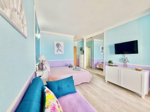 Ocean And Sky Studio Apartment