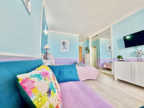 Ocean And Sky Studio Apartment