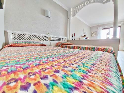 Ocean And Sun Studio Apartment