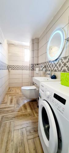 Apartamenti2v1 - 21 Dhjetori