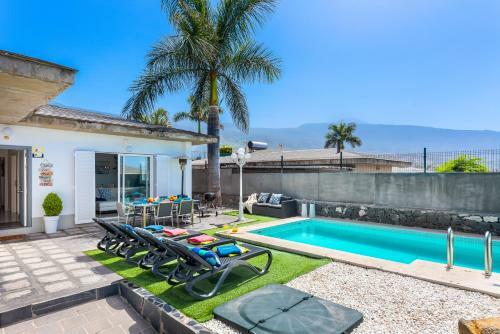Villa Holiday Home Sara