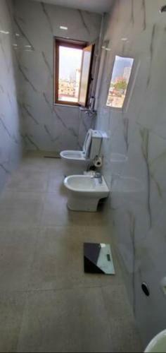 Hostal Wonderful Rooftop Tirana City