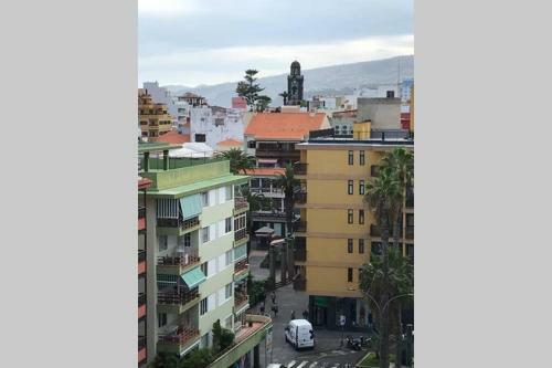 Apartamento Tele-working. Central. Gran Balc�n. Vistas.