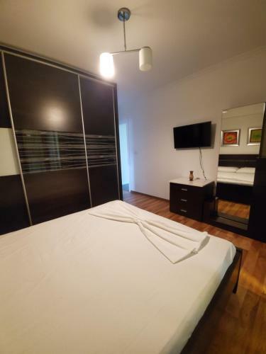 Nora's Tirana Apartment