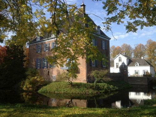 Bed & Breakfast Kasteel Ophemert
