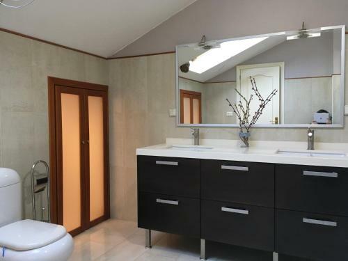 Apartamento Duplex Rosalia De Castro. Ribadavia
