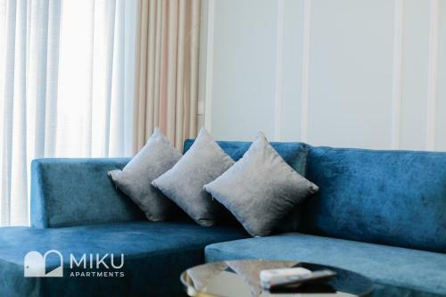 Miku Apartment - Vibrant 1bd Apartment At Olympic Residence