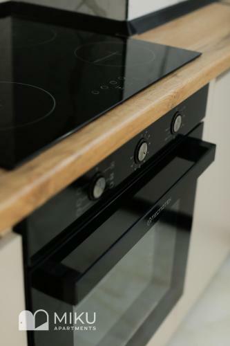 Miku Apartment - Vibrant 1bd Apartment At Olympic Residence