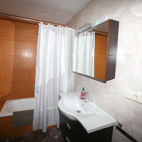 Hostal Pensi�n Como En Casa