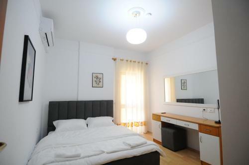 Center Tirana Apartment