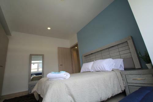Boutique Apartment Downtown 707 Two Bedrooms