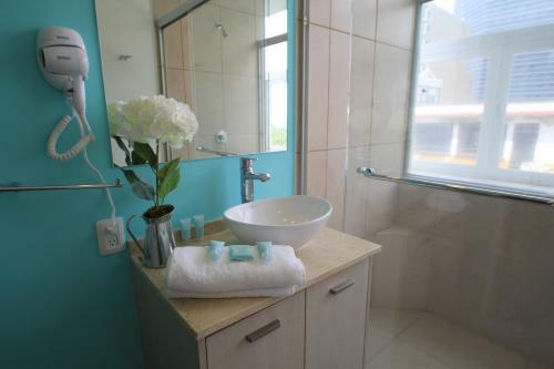 Boutique Apartment Downtown 707 Two Bedrooms