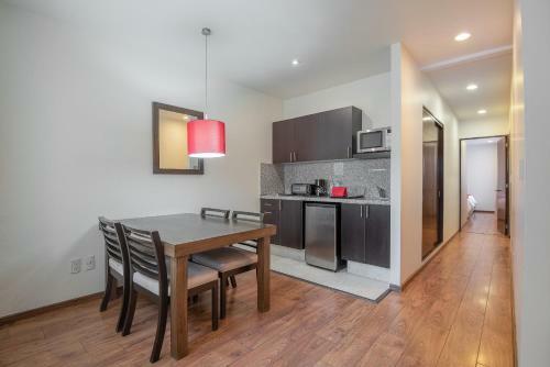 Posada Suites Cop�rnico Polanco Anzures