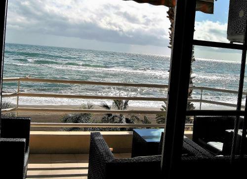 Apartamento Frente Al Mar,primera Linea