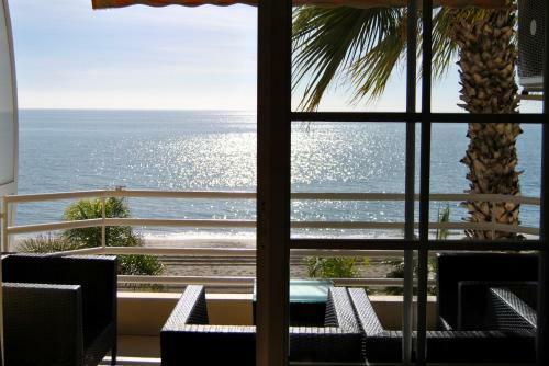 Apartamento Frente Al Mar,primera Linea