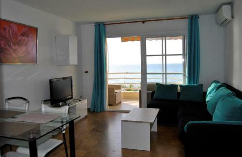 Apartamento Frente Al Mar,primera Linea