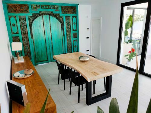 Villa Chalet Con Piscina Spa, Jardin Y Cancha de Basket