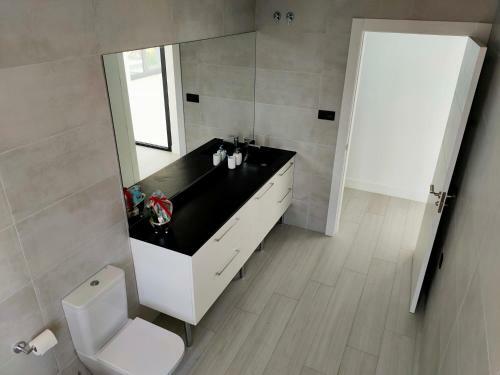 Villa Chalet Con Piscina Spa, Jardin Y Cancha de Basket